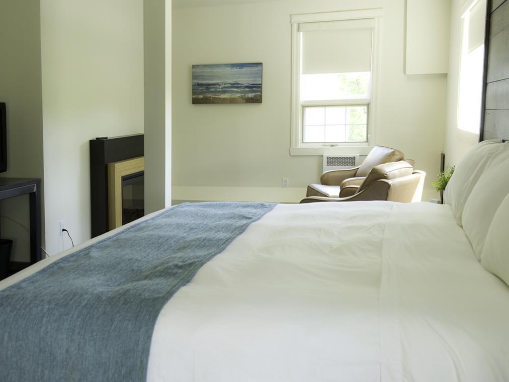 Pine Lodge Muskoka Huntsville Buitenkant foto