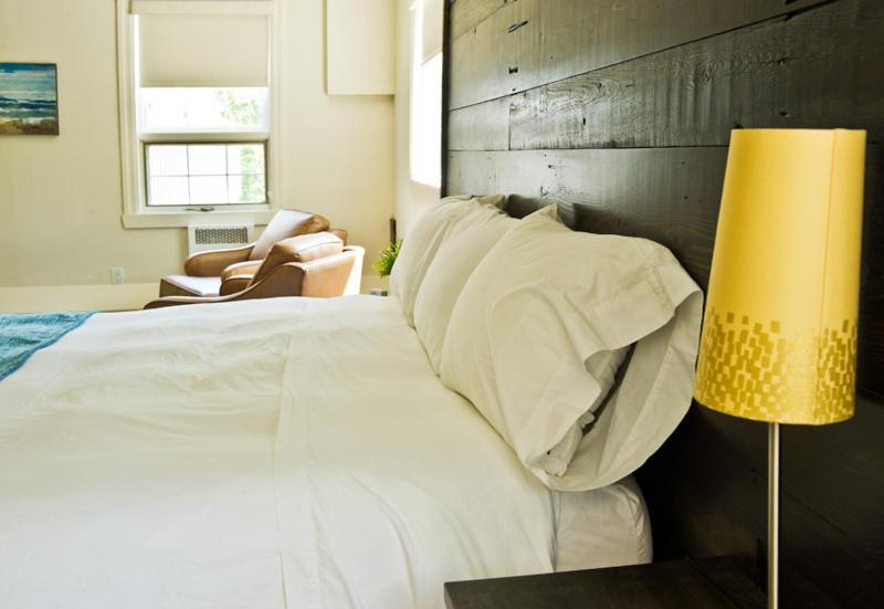 Pine Lodge Muskoka Huntsville Kamer foto
